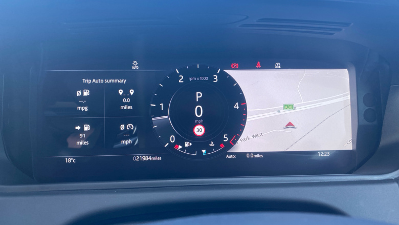 Land Rover Range Rover Velar 3.0 D300 MHEV R-Dynamic SE 5dr Auto Diesel Estate